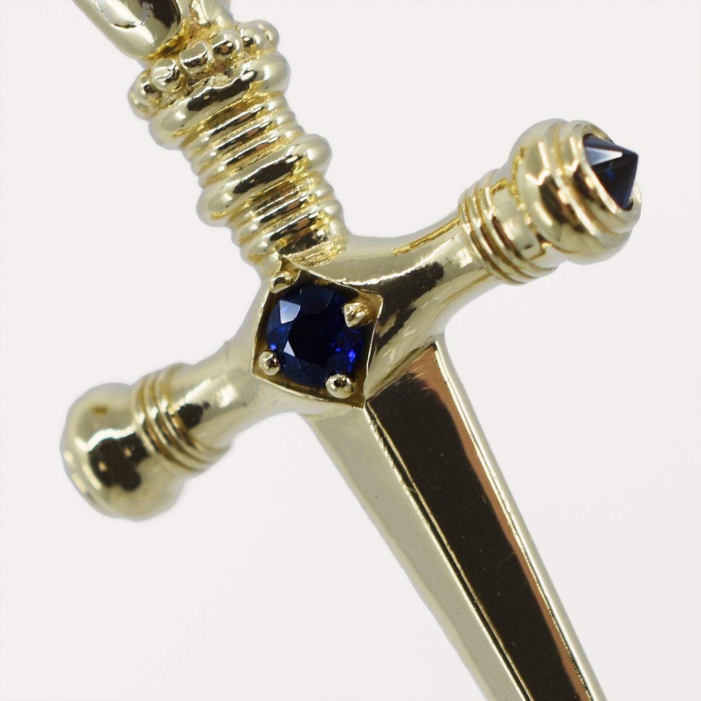 São Jorge Sapphire Gold Sword Pendant Medium